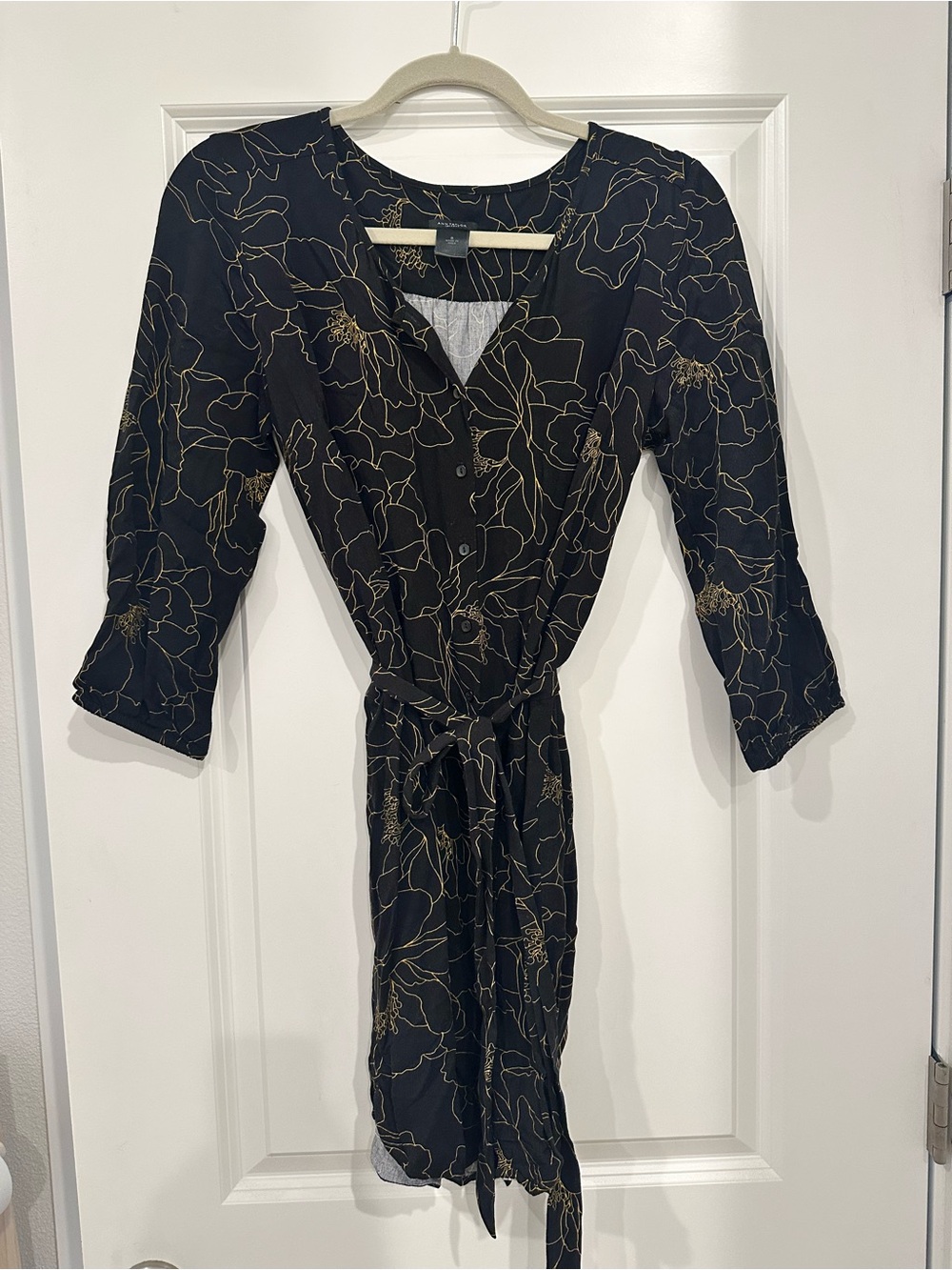 Ann Taylor Factory Black Floral Tie-Waist Long Sleeve Dress